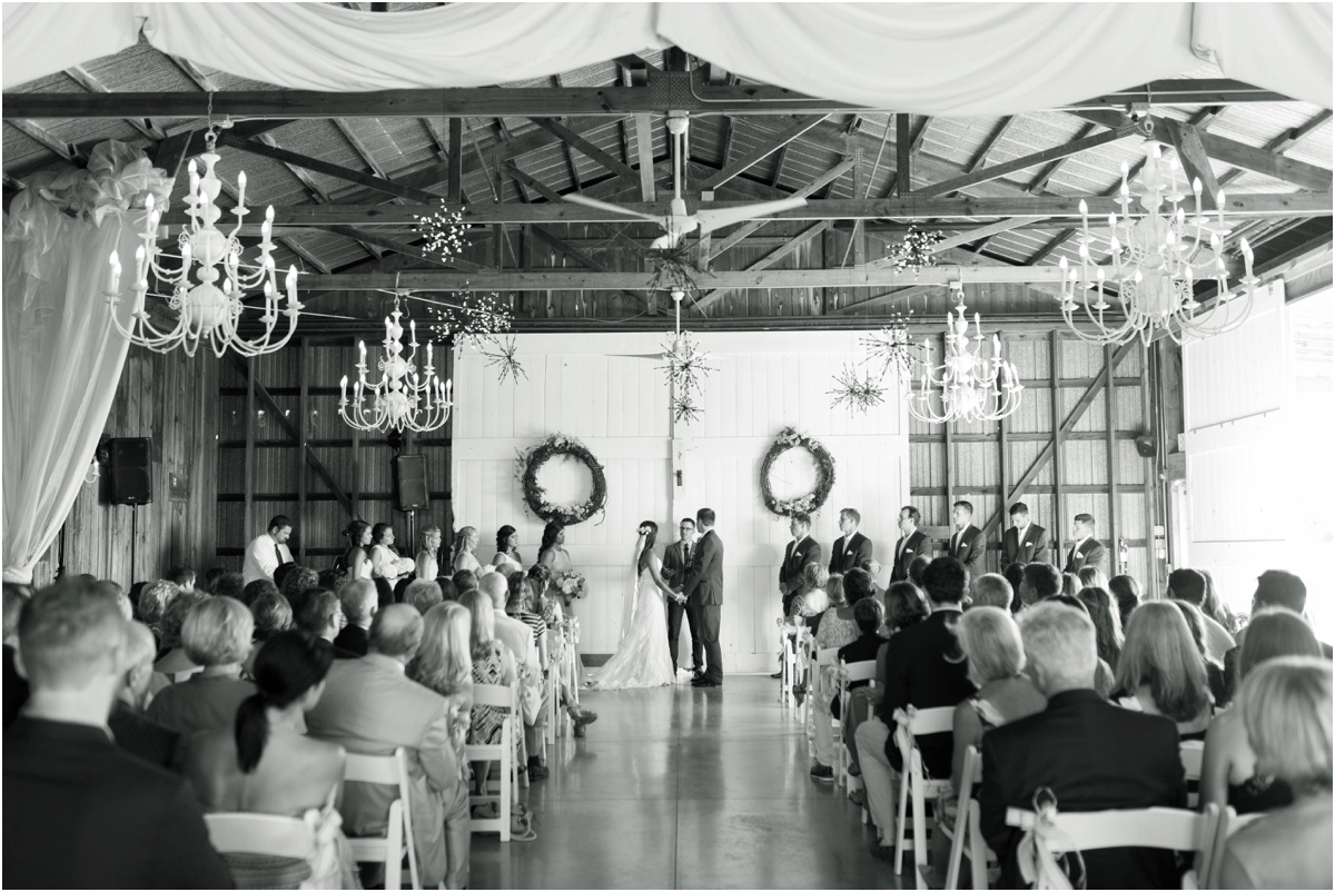 barn wedding photo