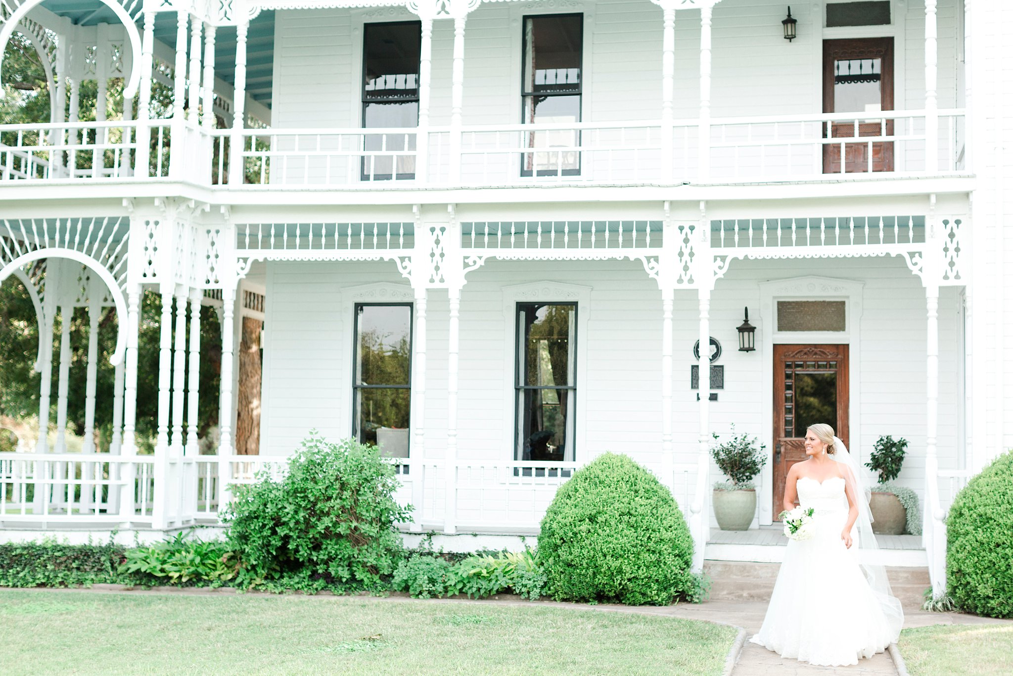 Barr-Mansion-Austin-TX-Wedding-Photos_0021.jpg