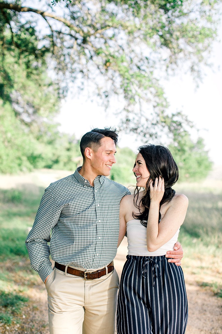 Hill Country Engagement Photos-0198.jpg